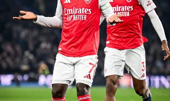 萨卡超亨利独享队史第1！曼城翻车送礼，阿森纳1-0布莱顿双喜临门