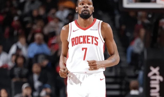 世预赛官方客户端-火箭逆转森林狼！杜兰特轰39分，申京主导起势，史密斯防守立功！